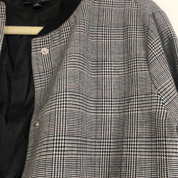 Bomber jacket - Picture 2 of 2